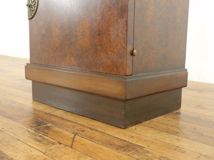 大理石天板のナイトテーブル 64278 アンティーク家具 ウェブサイト商品