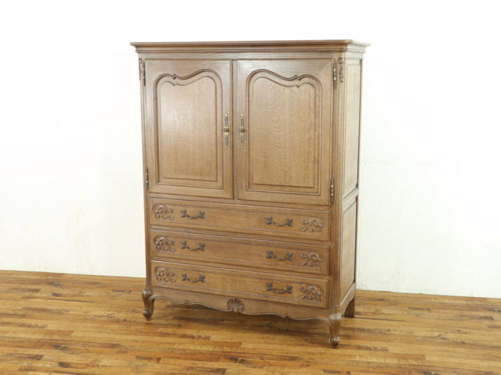 �A���e�B�[�N�Ƌ�@�A���e�B�[�N�t���b�N�X