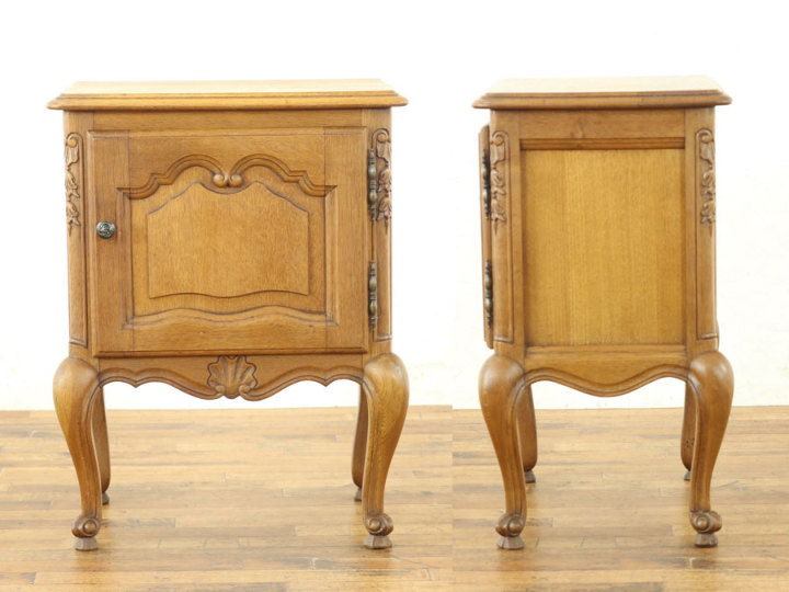 後脚も猫脚 猫脚ナイトテーブル 64313 アンティーク家具 ウェブ