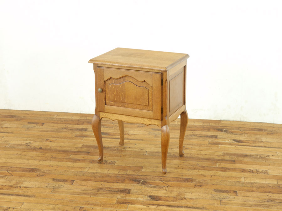 ナイトテーブル 64376a アンティーク家具 ウェブサイト商品一覧 日本