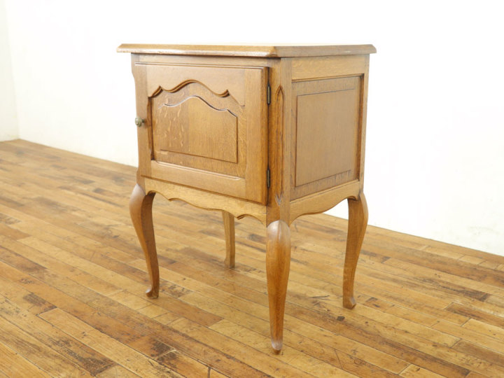 ナイトテーブル 64376a アンティーク家具 ウェブサイト商品一覧 日本