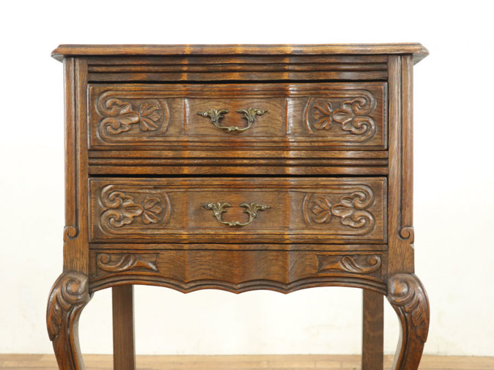 小ぶりなアンティークチェスト 猫脚チェスト 64465 アンティーク家具