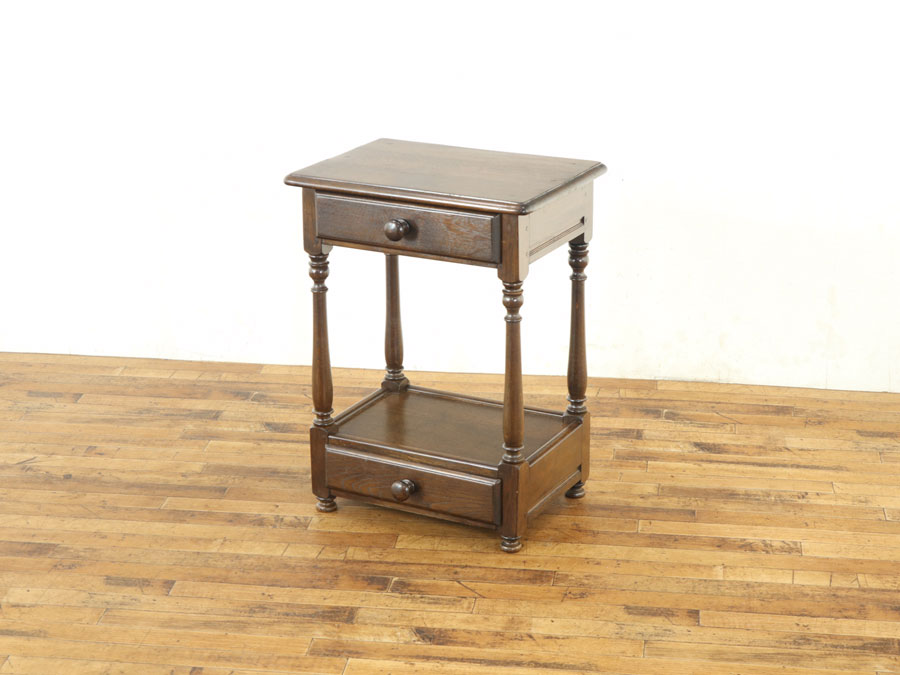 引き出し付きタイプ 小ぶりなサイドテーブル 64479 アンティーク家具