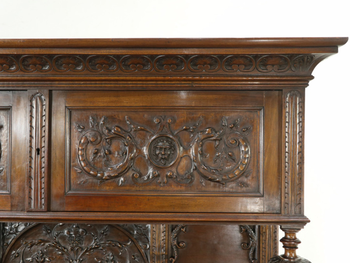 ルネサンスリバイバル ラージサイズキャビネット 64488 アンティーク