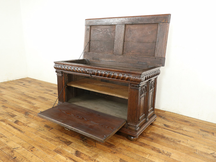 DIK78 イギリスアンティーク調 ローキャビネット ローボード 彫刻装飾 DIK78 イギリスアンティーク調 ローキャビネット ローボード 彫刻装飾