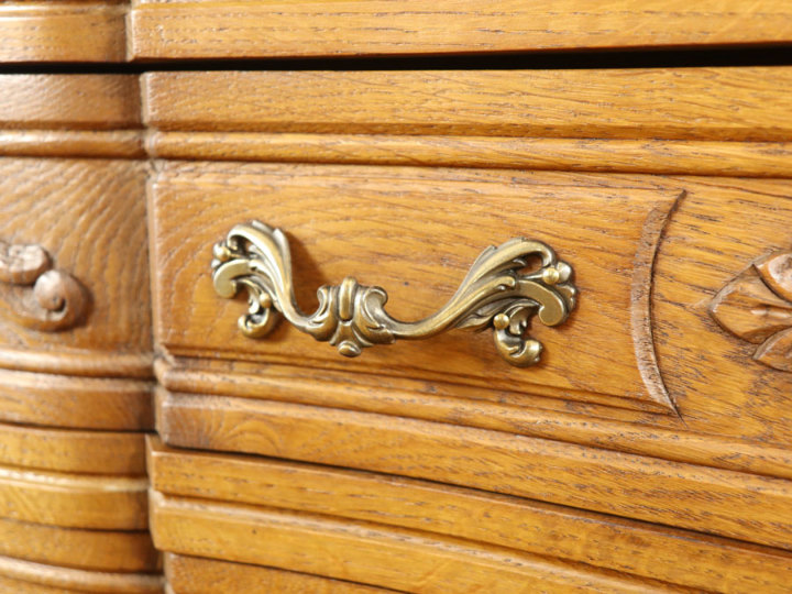 前面のデザインもポイント 猫脚 サイドチェスト 64555 アンティーク