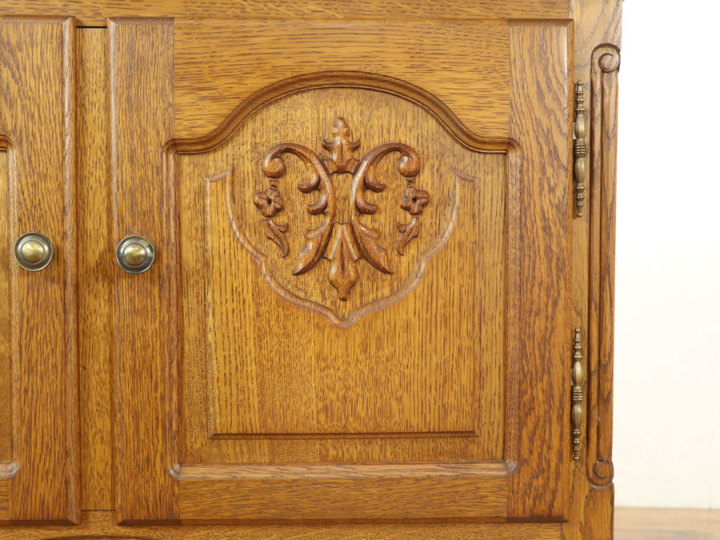 猫脚サイドキャビネット 64676 アンティーク家具 ウェブサイト商品一覧