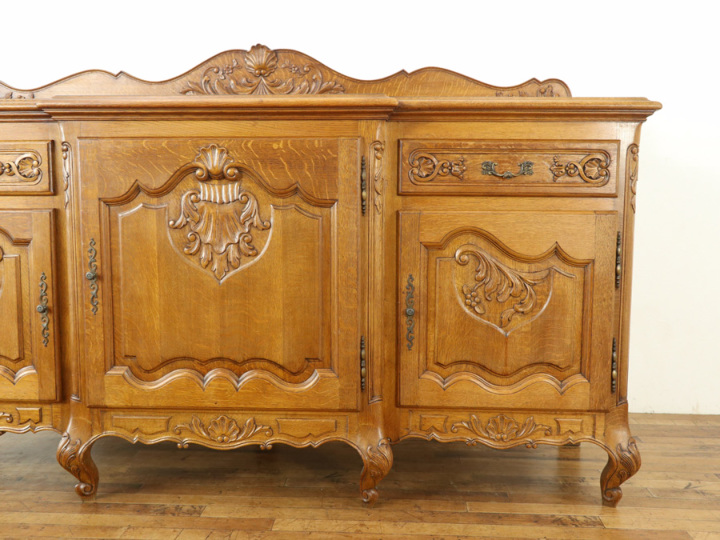 実はレアサイズとそれに合わせたデザイン 猫脚サイドボード 64712