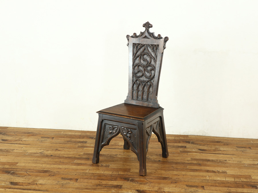 椅子という小さな姿に全てをつぎ込んだ、1880年頃フランス ゴシックチェア 64717b