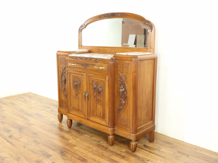 これぞアールデコ 特徴的なデザインのサイドボード 64917 アンティーク