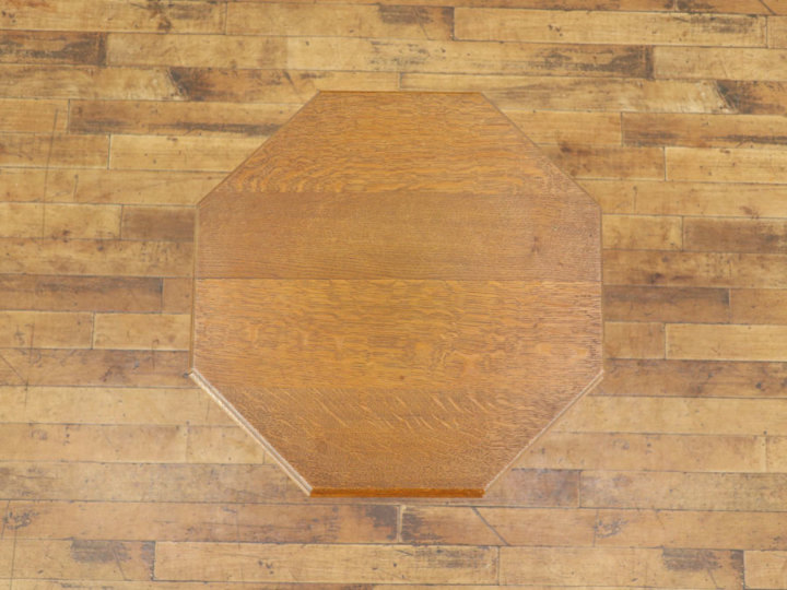 アールデコの個性的な雰囲気 サイドテーブル 65103 アンティーク家具