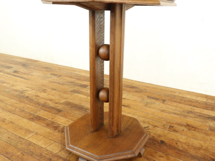 アールデコの個性的な雰囲気 サイドテーブル 65103 アンティーク家具