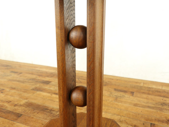 アールデコの個性的な雰囲気 サイドテーブル 65103 アンティーク家具