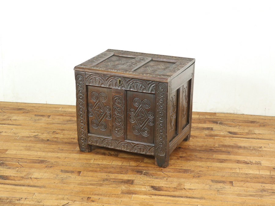 アンティーク家具 フランスアンティーク家具や雑貨の販売・卸売り店 Antique Knock