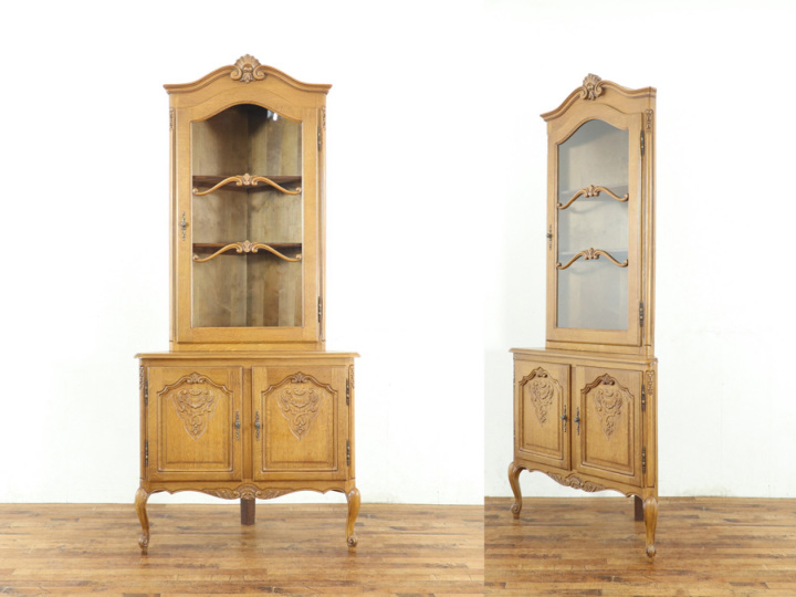 紋次郎です　　【マルニ】コーナーキャビネット　右 かわいいデザイン 希少なお品 猫脚コーナーキャビネット 65347