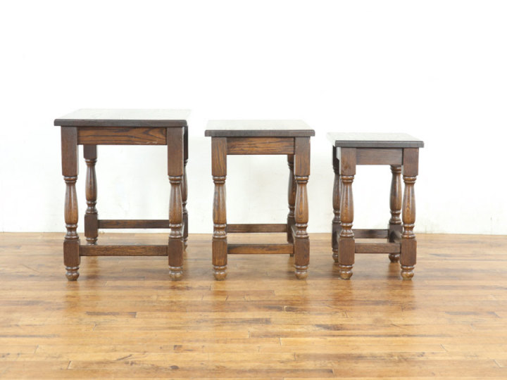 素朴かわいい オランダ ネストテーブル 65387 アンティーク家具 ウェブ