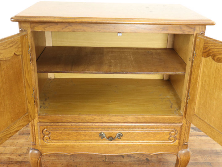 色々な用途に 猫脚サイドキャビネット 65392 アンティーク家具 ウェブ