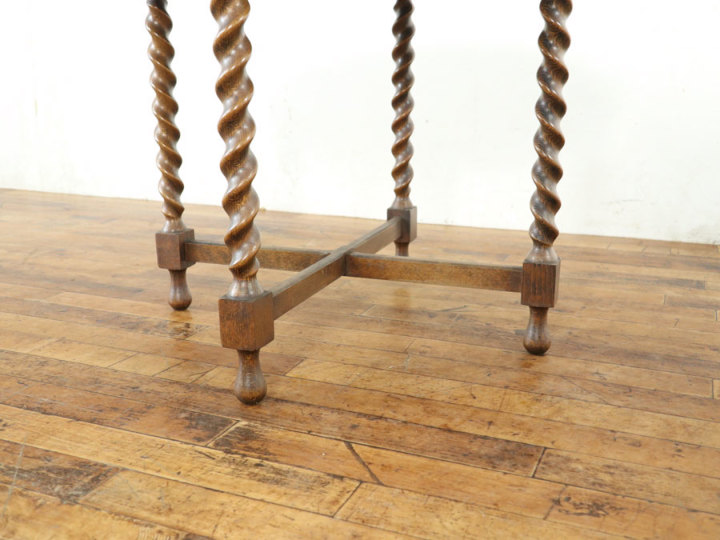 ツイストレッグ コーヒーテーブル 65395 アンティーク家具 ウェブ