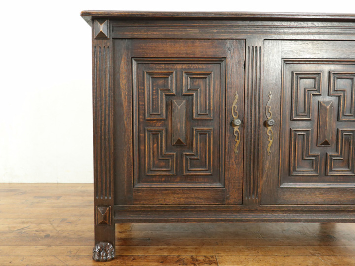 珍しいデザインとサイズ フランスアンティーク サイドキャビネット