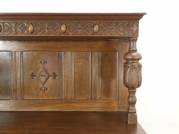 実用性も高そうな構造のキャビネット 70146 アンティーク家具 ウェブ