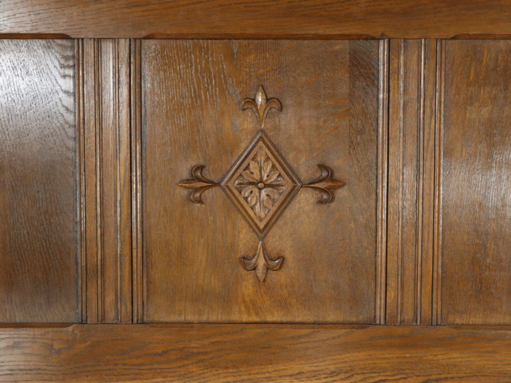 実用性も高そうな構造のキャビネット 70146 アンティーク家具 ウェブ