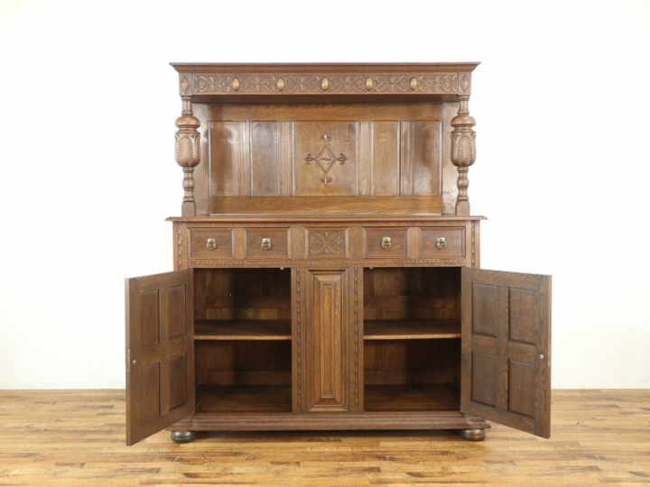 北欧家具 アンティーク キャビネット 実用性も高そうな構造のキャビネット 70146 アンティーク家具 ウェブ