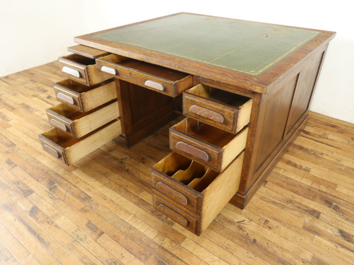 【色:ビンテージ_サイズ:80*50*72cm】ZXD 机 pcデスク ラック付 | フリマアプリ ラクマ