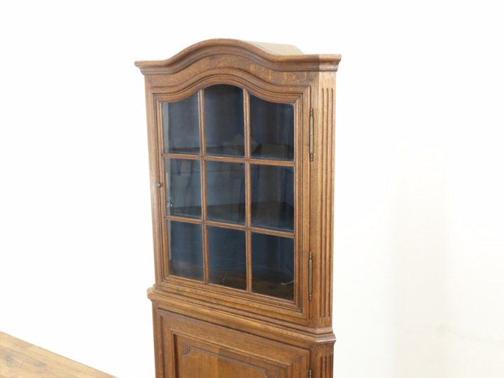 素朴でかわいい コーナーキャビネット 70180 アンティーク家具 ウェブ