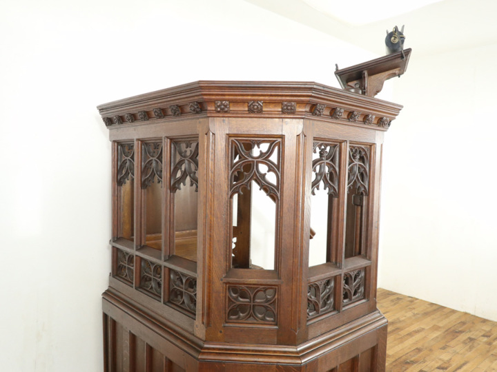 ゴシックスタイルの重厚さ プルピット 70205 アンティーク家具 ウェブ