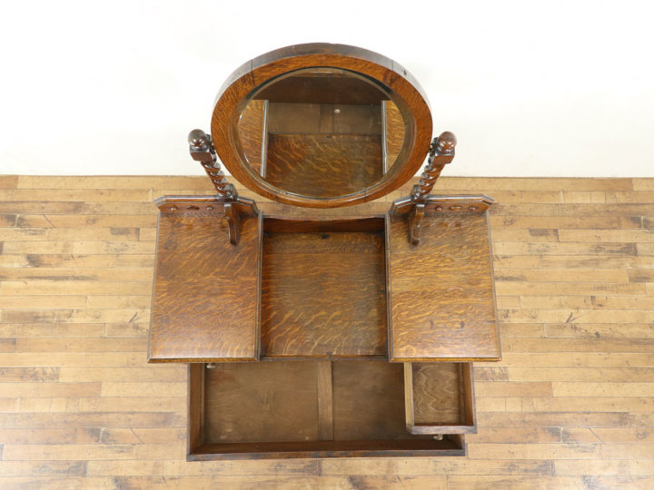 縦長ミラーの英国ドレッサー 70267 アンティーク家具 ウェブサイト商品