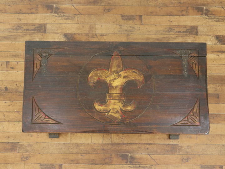 フルール・ド・リスデザイン コートスタンド フルール・ド・リスデザイン コートスタンド