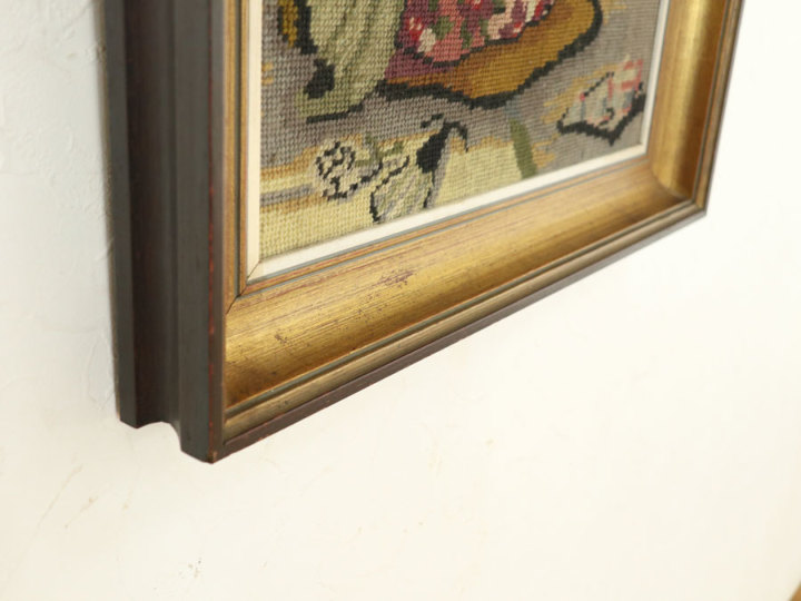 特徴的な図案 プチポワン壁飾り 70567 アンティーク家具 ウェブサイト