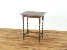 �A���e�B�[�N �I�P�[�W���i���e�[�u�� 80000d