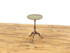 �A���e�B�[�N�Ƌ� ���C���e�[�u�� 80222a