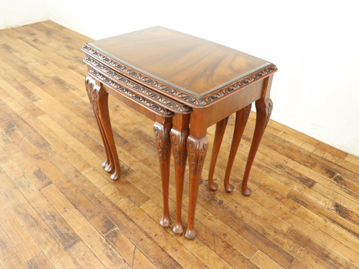 アンティーク　テーブル 面取りガラスのガラストップネストテーブル 80233 アンティーク