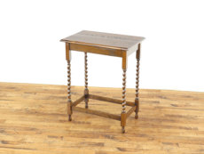 �A���e�B�[�N �I�P�[�W���i���e�[�u�� 80300