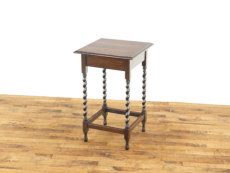 �A���e�B�[�N �I�P�[�W���i���e�[�u�� 80303