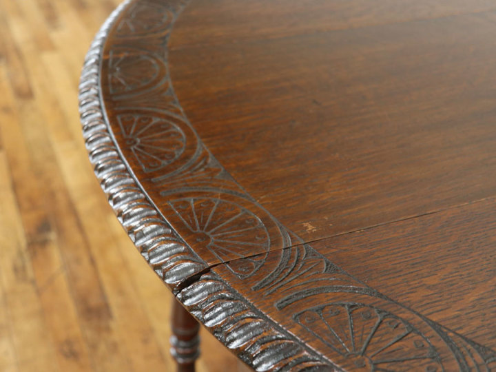 さりげなく品のあるデザイン イギリスアンティーク家具 ゲートレッグ