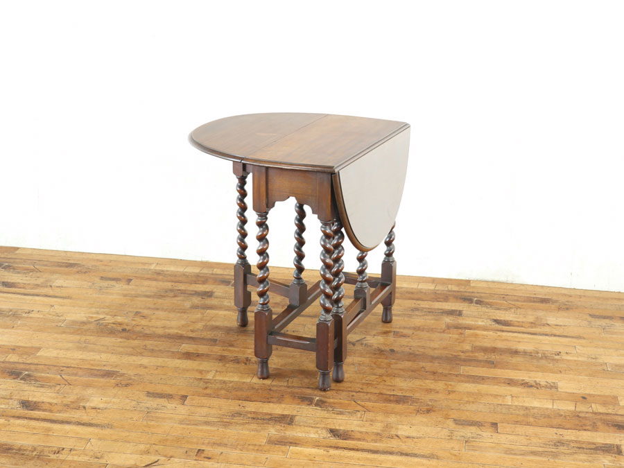 ゲートレッグテーブル 英国製1920年代 オーク材ゲートレッグテーブル｜重厚なツイスト