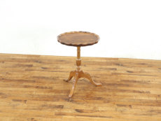 �A���e�B�[�N�Ƌ�C���e�[�u�� 80385