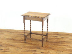 �A���e�B�[�N �I�P�[�W���i���e�[�u�� 80396