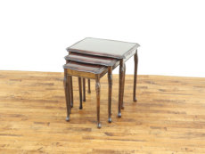 �C�M���X�A���e�B�[�N �l�X�g�e�[�u�� 80410