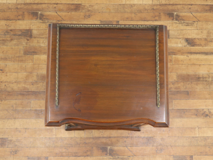 1902年に・・・ ミュージックキャビネット 80482 アンティーク家具