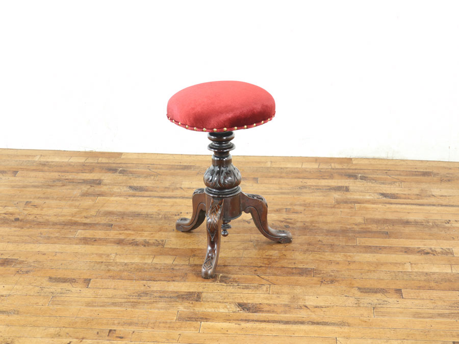 イギリスアンティーク家具らしい美しさ 張替済 ピアノスツール 80483