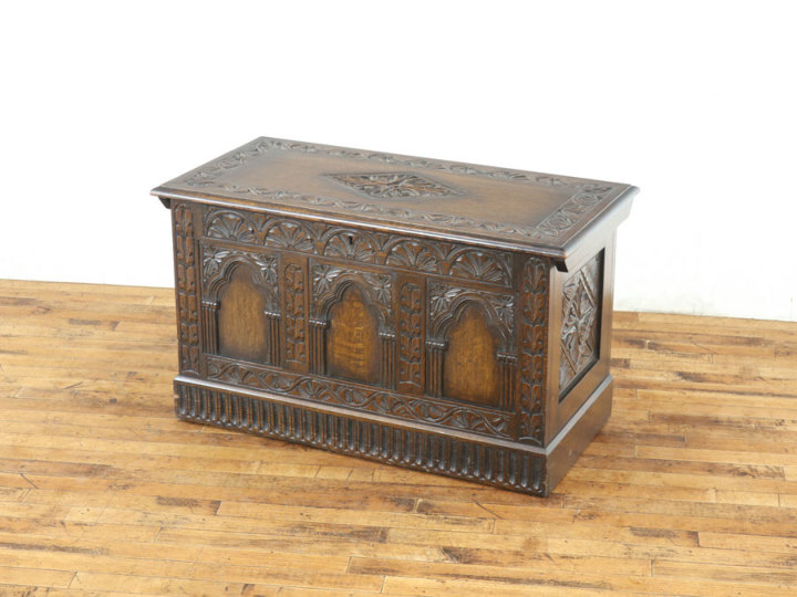 イギリスアンティークの伝統 コファー 80491 アンティーク家具 ウェブ