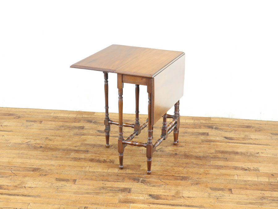 繊細な上品さ サザーランドテーブル 80517 アンティーク家具 ウェブ