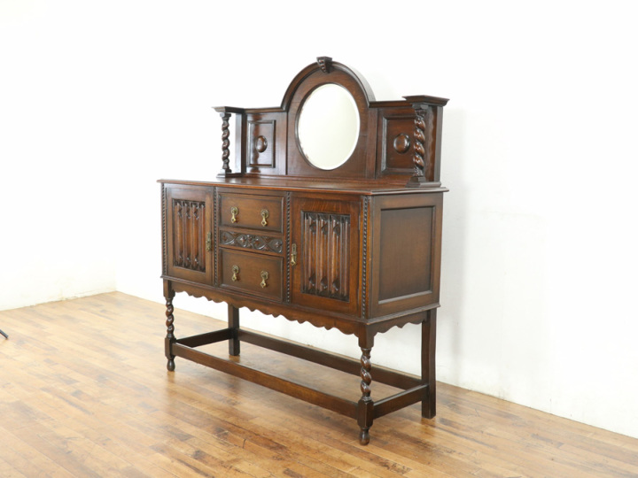 イギリスアンティーク家具です。 ミラーバックサイドボード 80522