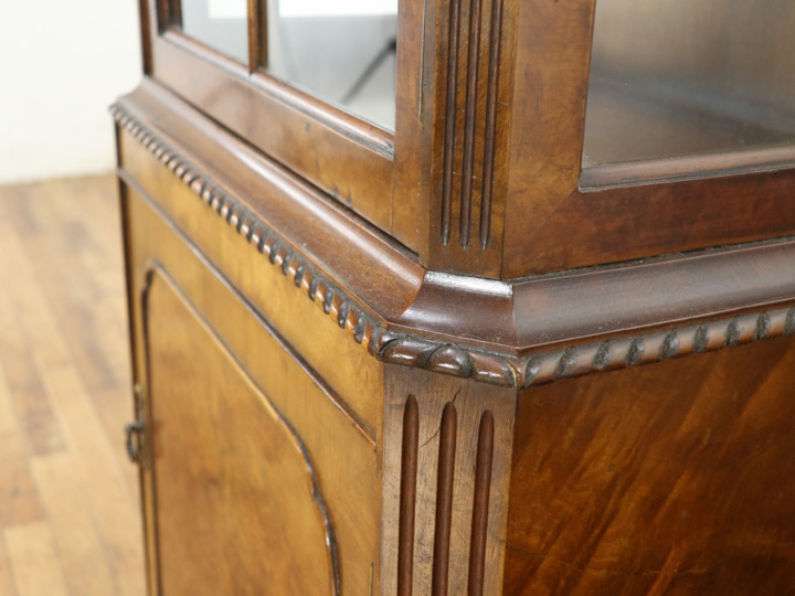 特徴的なサイズ 店舗什器にも ショーケース 80582 アンティーク家具