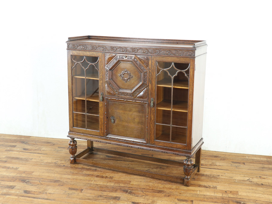 ブドウの彫刻にブルボーズレッグ サイドバイサイド 80619 アンティーク