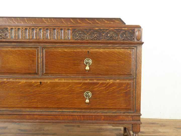 小引き出しが嬉しい イギリスアンティーク チェスト 80626